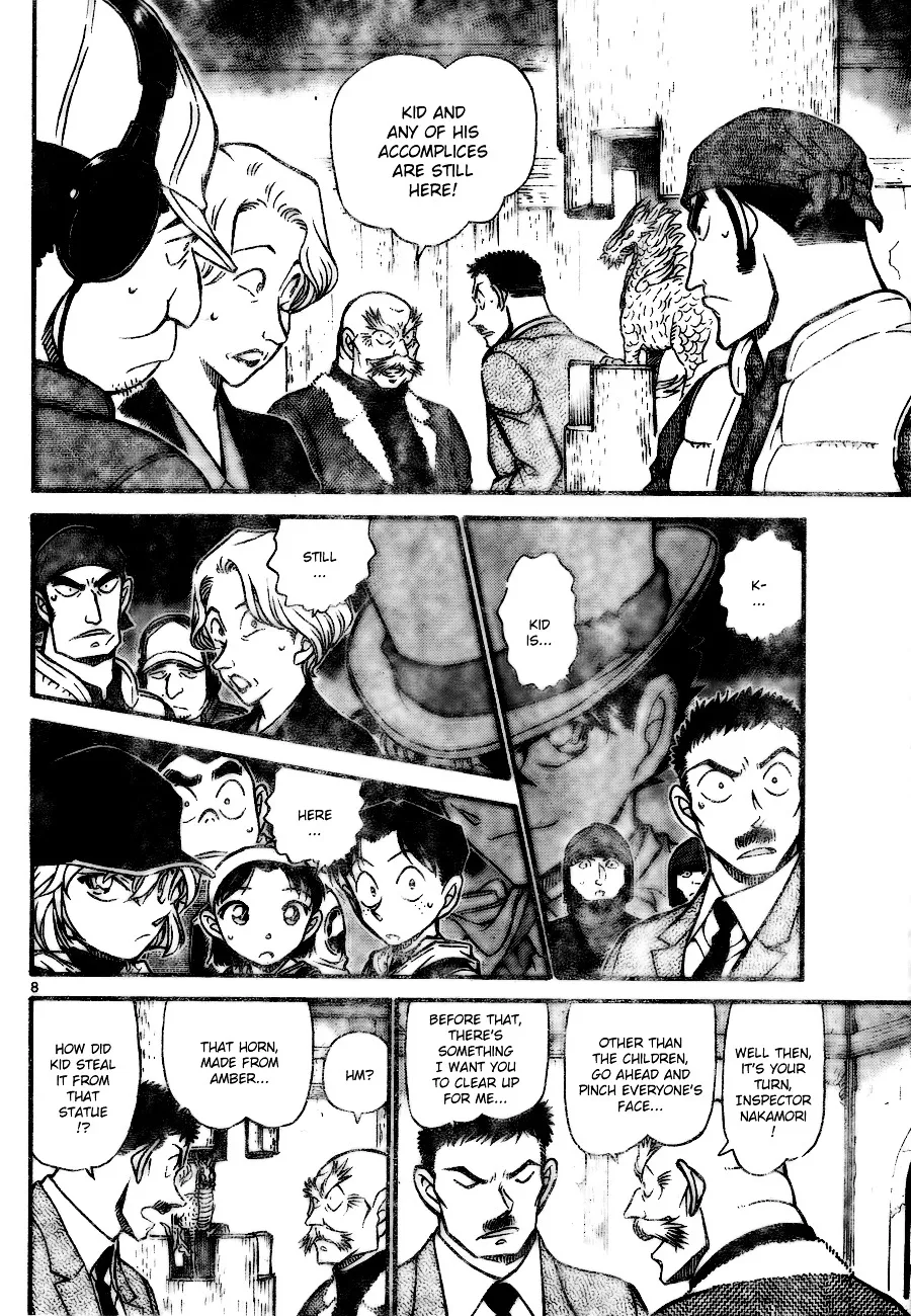 Read Detective Conan chapter 713 image 8 on Lezhin
