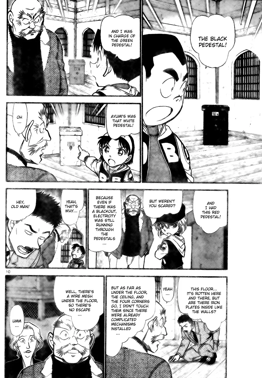 Read Detective Conan chapter 714 image 9 on Lezhin