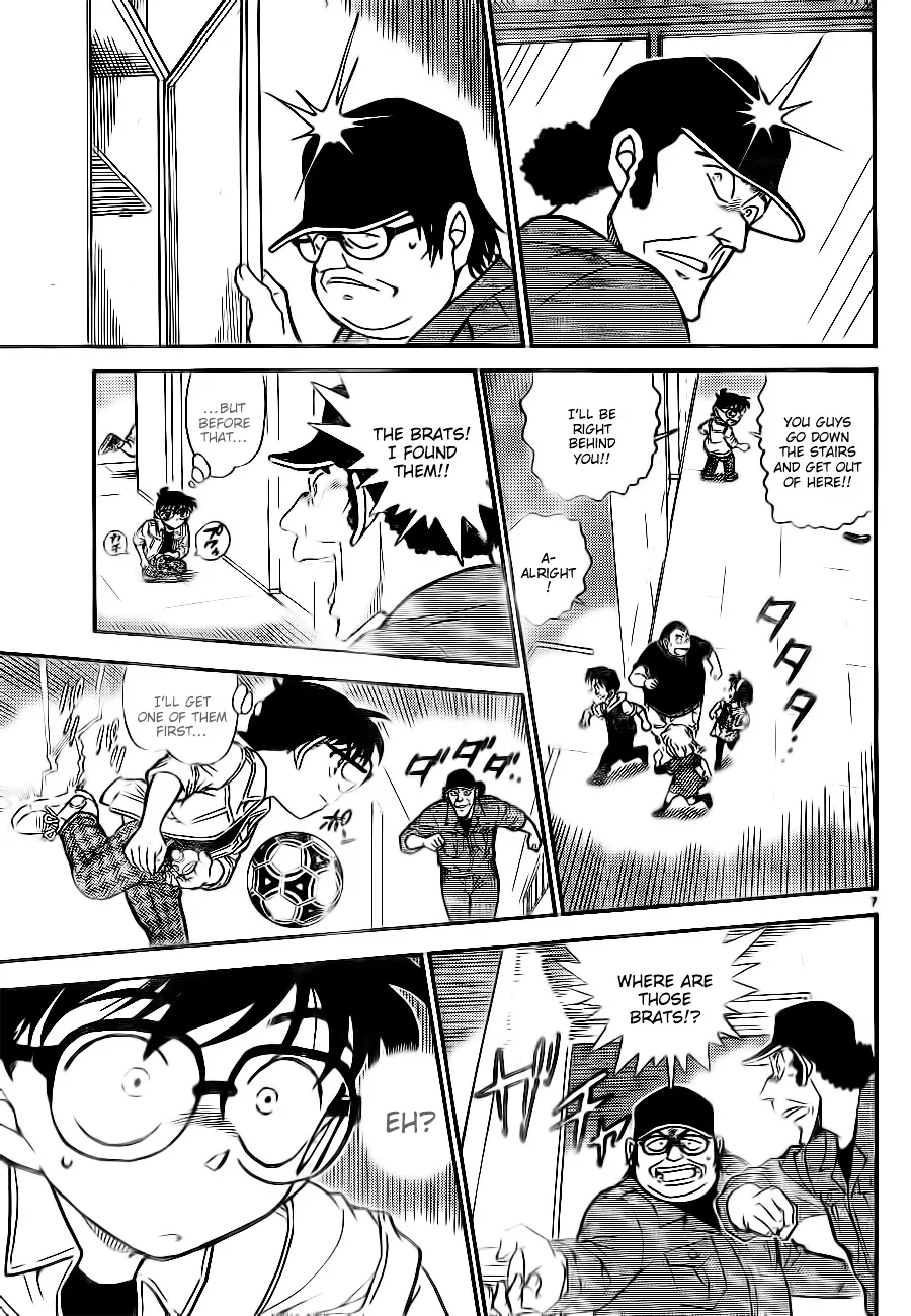 Read Detective Conan chapter 754 image 6 on Lezhin