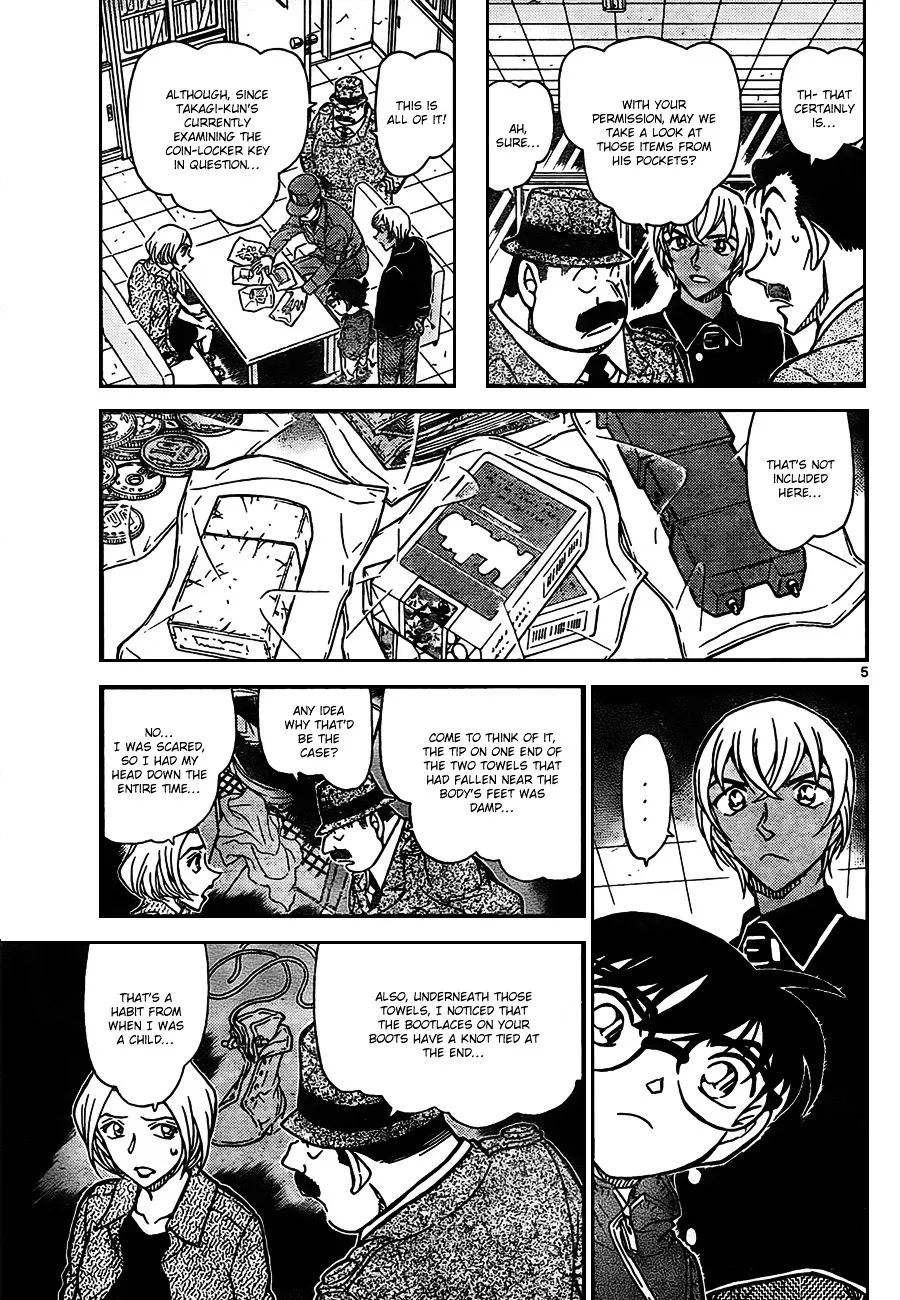 Read Detective Conan chapter 797 image 4 on Lezhin