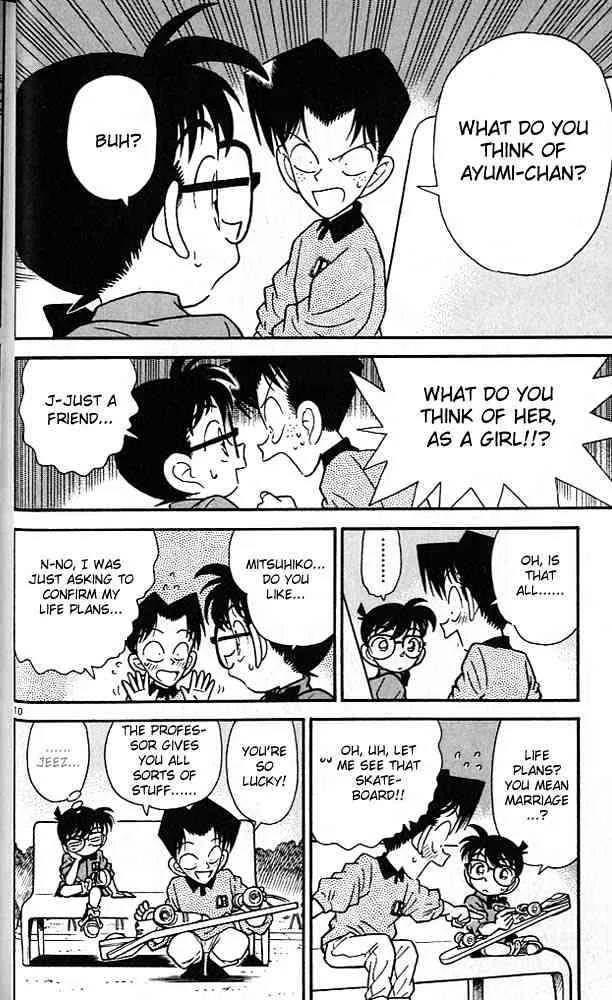 Read Detective Conan chapter 81 image 9 on Lezhin