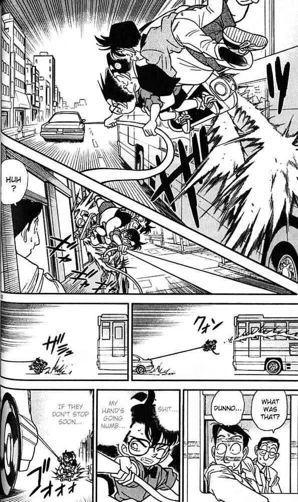 Read Detective Conan chapter 83 image 11 on Lezhin