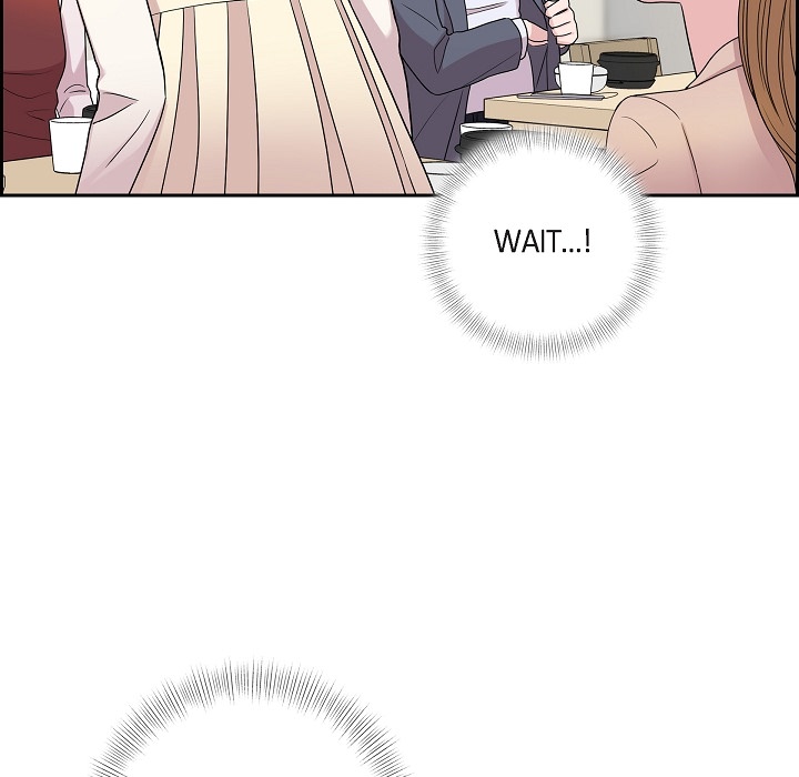 Read Dubious Moon chapter 12 image 24 on Lezhin