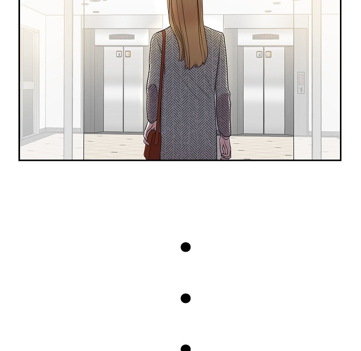Read Dubious Moon chapter 17 image 79 on Lezhin