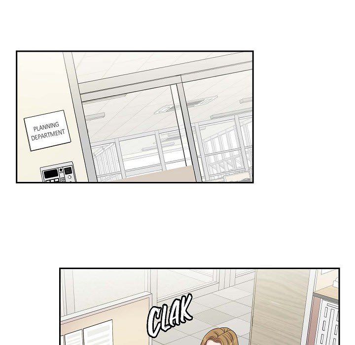 Read Dubious Moon chapter 19 image 17 on Lezhin