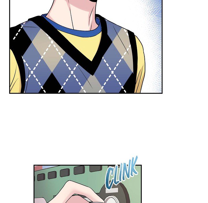 Read Dubious Moon chapter 21 image 5 on Lezhin