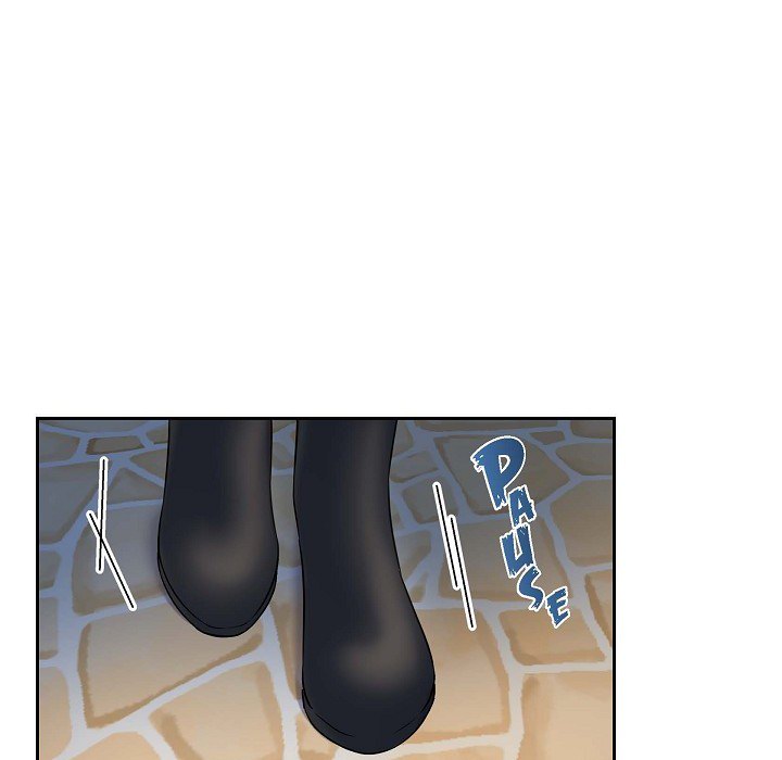 Read Dubious Moon chapter 31 image 9 on Lezhin
