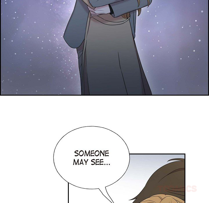 Read Dubious Moon chapter 32 image 31 on Lezhin