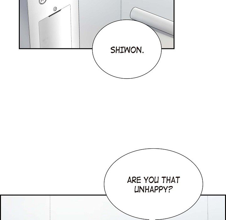 Read Dubious Moon chapter 45 image 15 on Lezhin