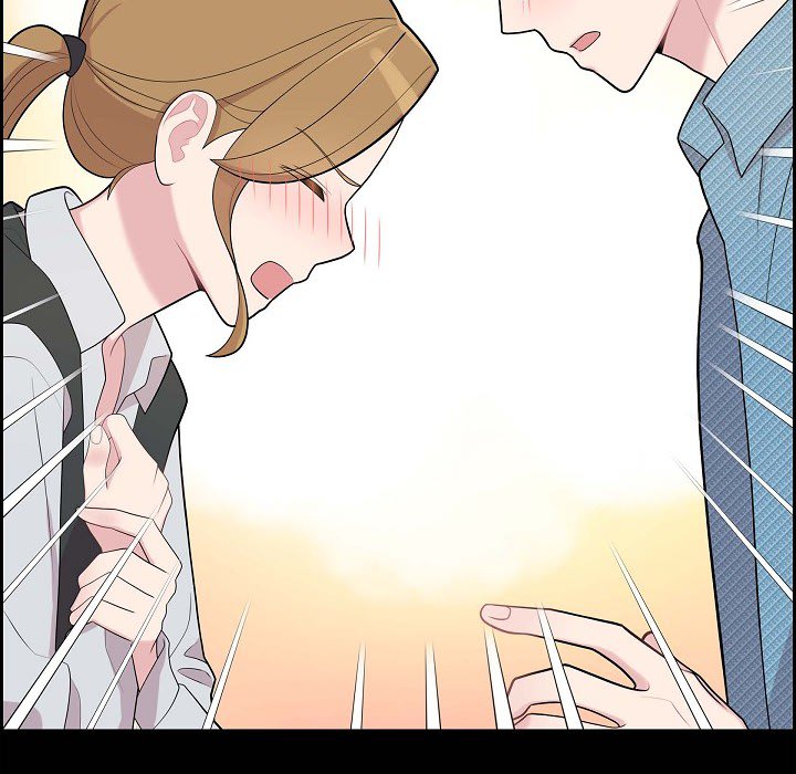 Read Dubious Moon chapter 58 image 39 on Lezhin