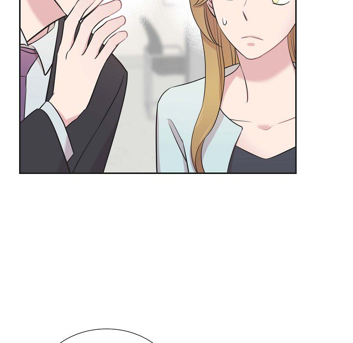 Read Dubious Moon chapter 61 image 40 on Lezhin