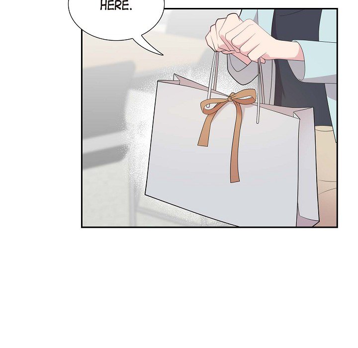 Read Dubious Moon chapter 61 image 63 on Lezhin