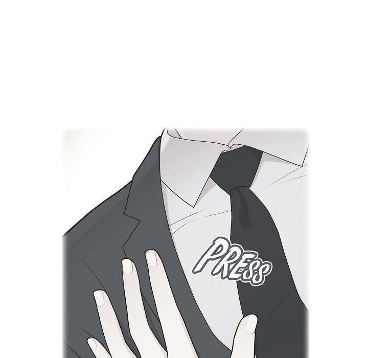 Read Dubious Moon chapter 64 image 102 on Lezhin