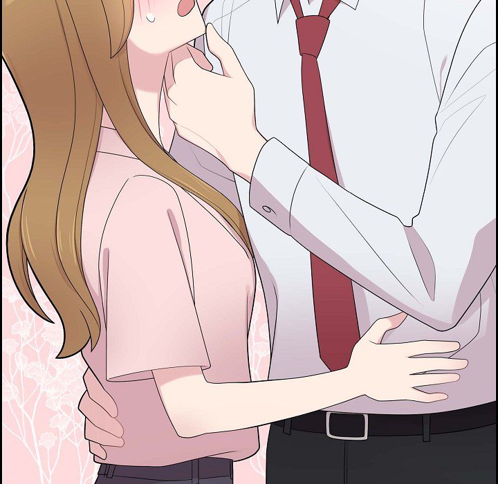 Read Dubious Moon chapter 66 image 38 on Lezhin