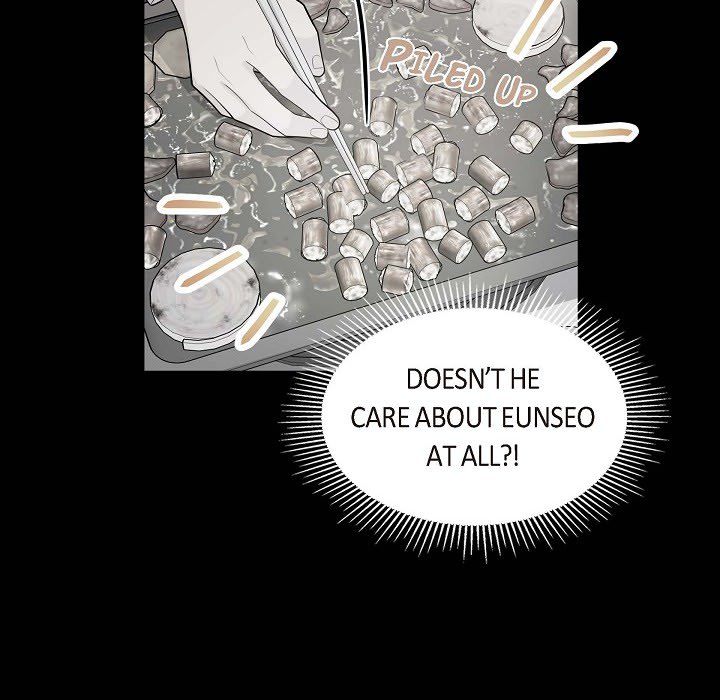 Read Dubious Moon chapter 68 image 39 on Lezhin