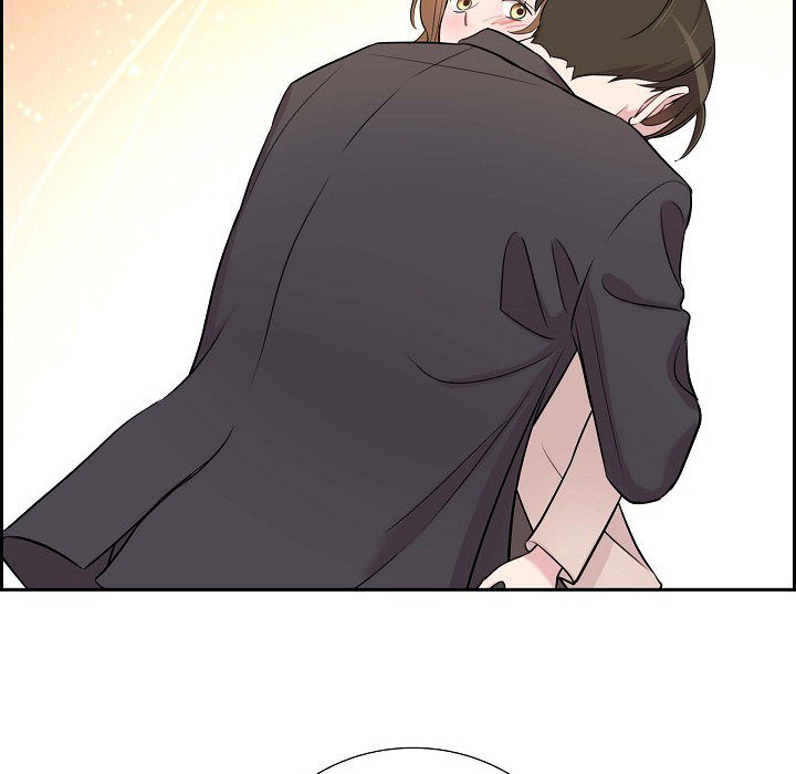 Read Dubious Moon chapter 69 image 37 on Lezhin