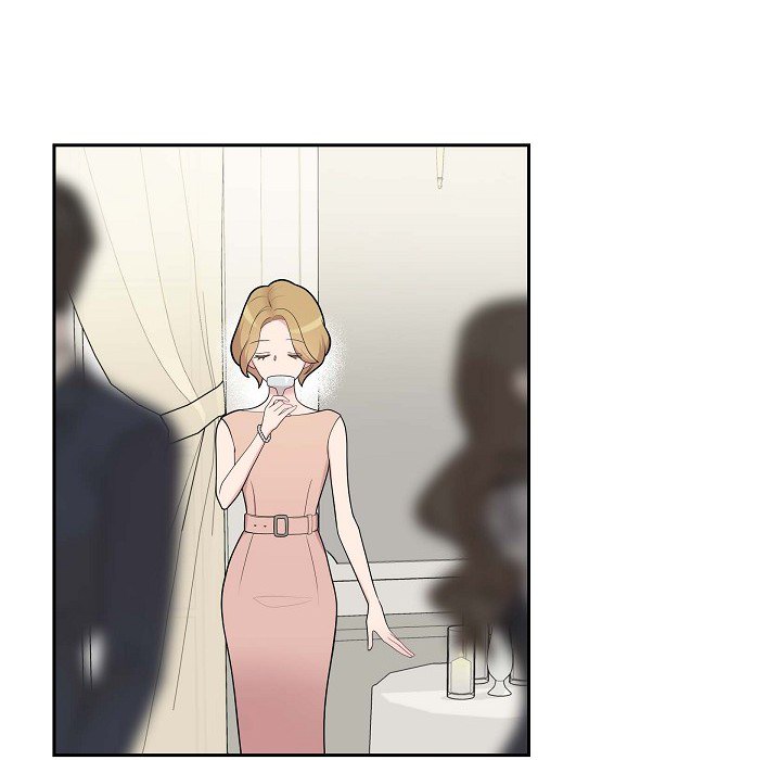 Read Dubious Moon chapter 70 image 13 on Lezhin