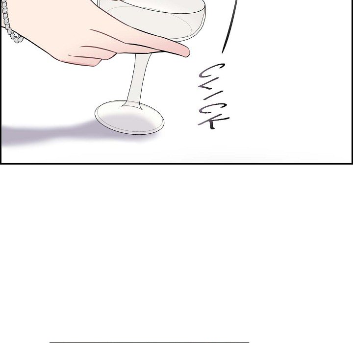 Read Dubious Moon chapter 70 image 29 on Lezhin
