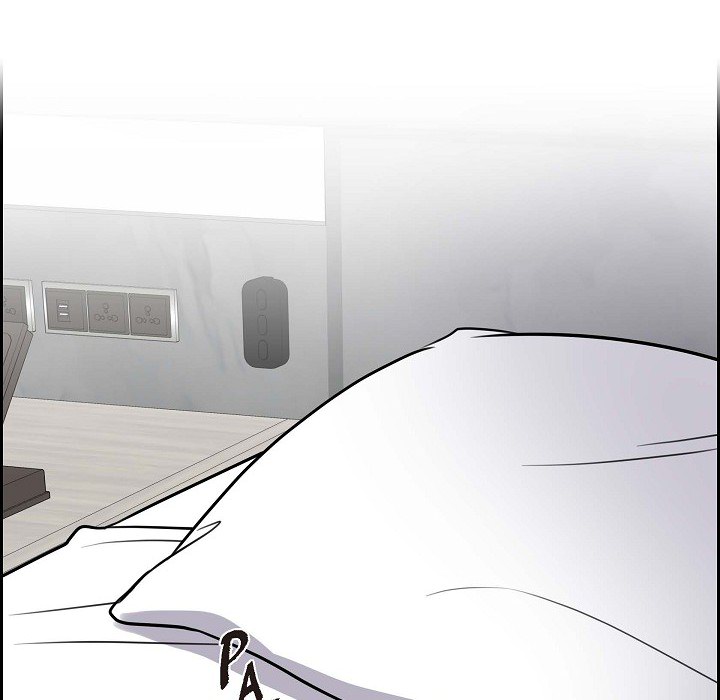 Read Dubious Moon chapter 70 image 36 on Lezhin