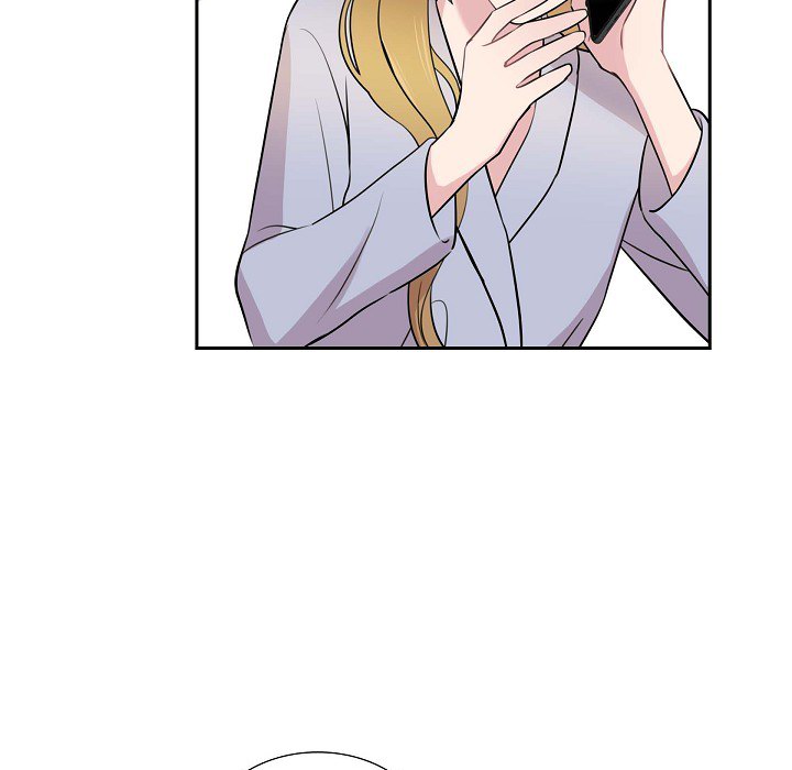 Read Dubious Moon chapter 70 image 46 on Lezhin