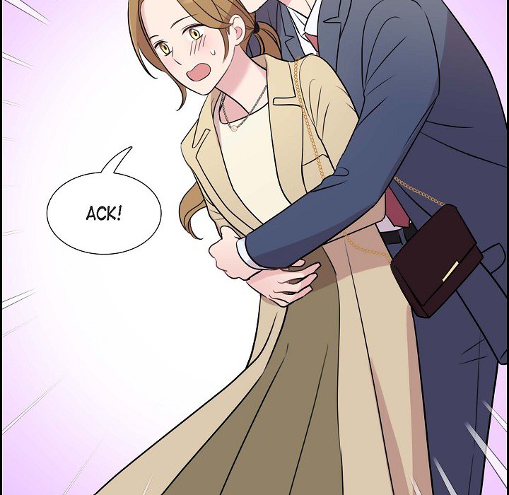 Read Dubious Moon chapter 72 image 28 on Lezhin