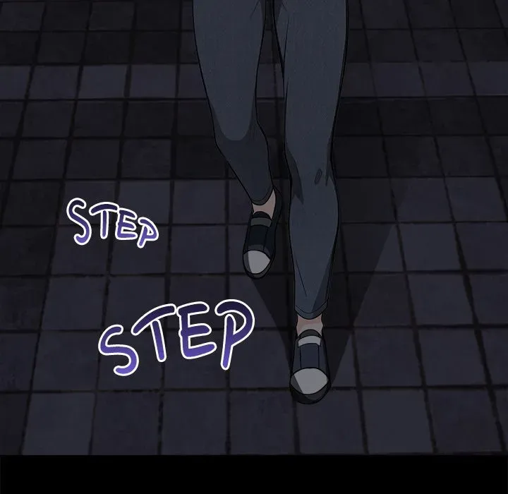 Read Five Girls, One Dorm chapter 1 image 27 on Lezhin
