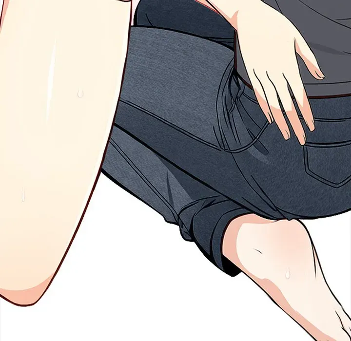 Read Five Girls, One Dorm chapter 2 image 41 on Lezhin