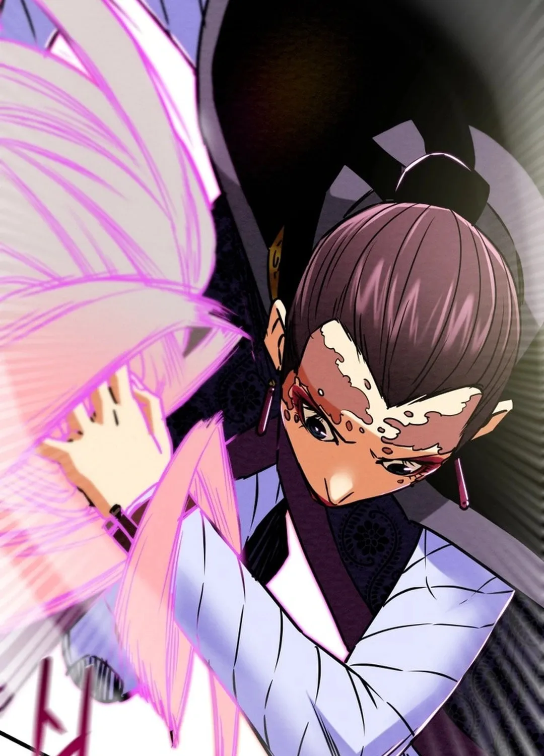 Read Heavenly Moon chapter 197 image 126 on Lezhin