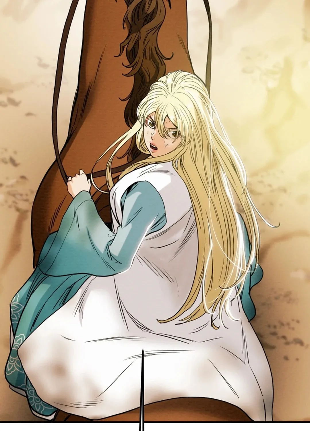 Read Heavenly Moon chapter 61 image 63 on Lezhin
