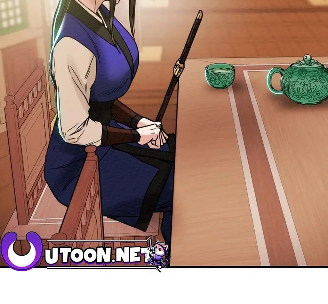 Read Heavenly Moon chapter 72 image 13 on Lezhin