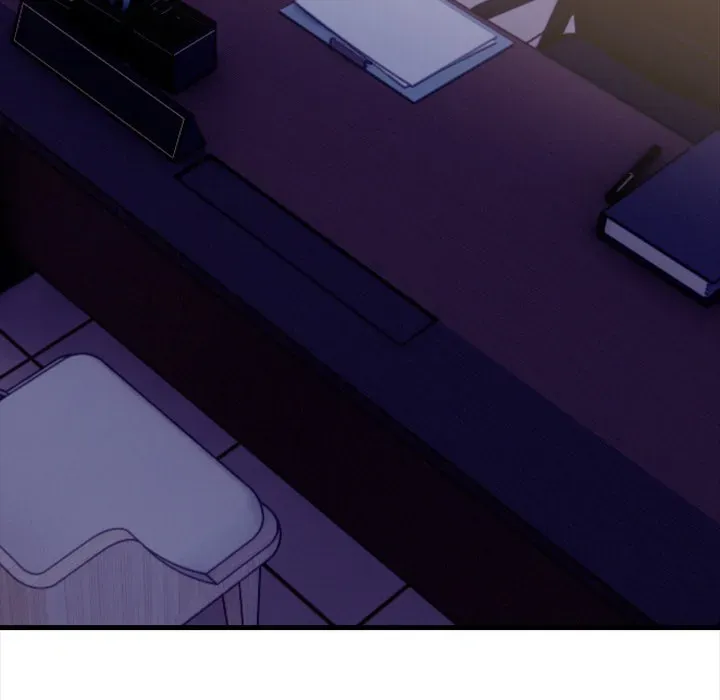 Read Her Midnight Sessions chapter 9 image 99 on Lezhin