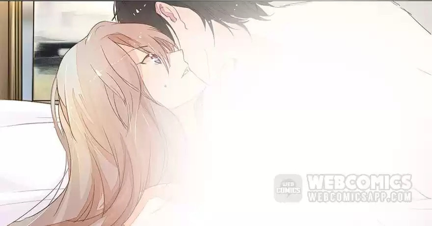 Read Holding Onto Him (Colored) chapter 4 image 17 on Lezhin