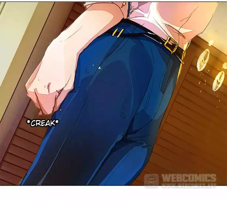Read Holding Onto Him chapter 2 image 2 on Lezhin