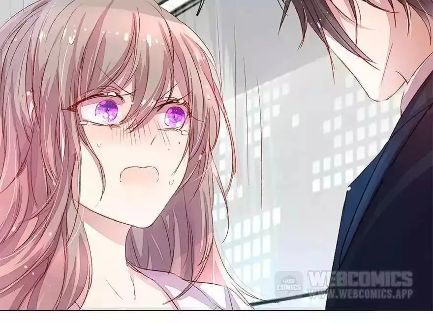 Read Holding Onto Him chapter 25 image 1 on Lezhin
