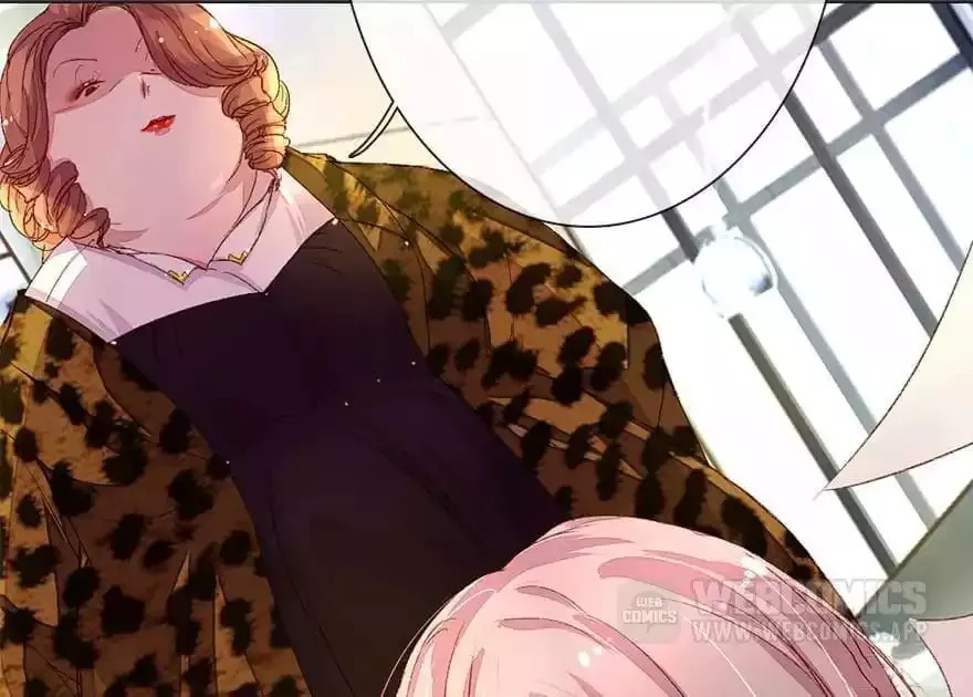 Read Holding Onto Him chapter 26 image 1 on Lezhin