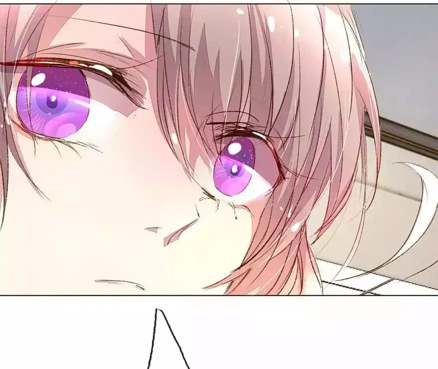 Read Holding Onto Him chapter 30 image 12 on Lezhin