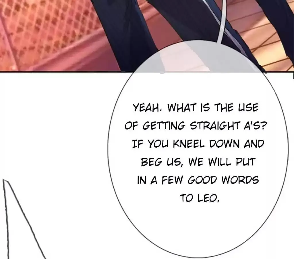 Read Holding Onto Him chapter 32 image 7 on Lezhin
