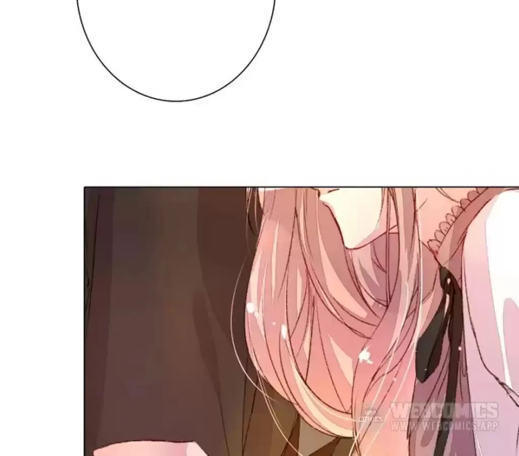 Read Holding Onto Him chapter 35 image 1 on Lezhin