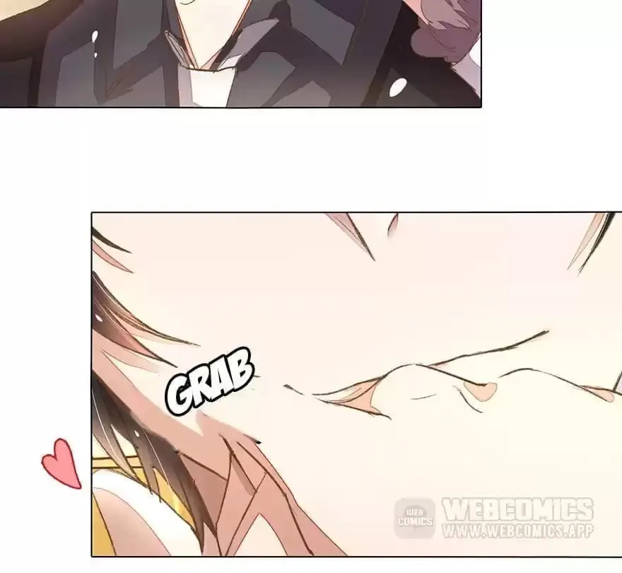 Read Holding Onto Him chapter 40 image 1 on Lezhin