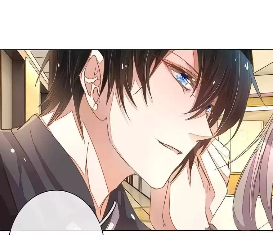 Read Holding Onto Him chapter 40 image 2 on Lezhin