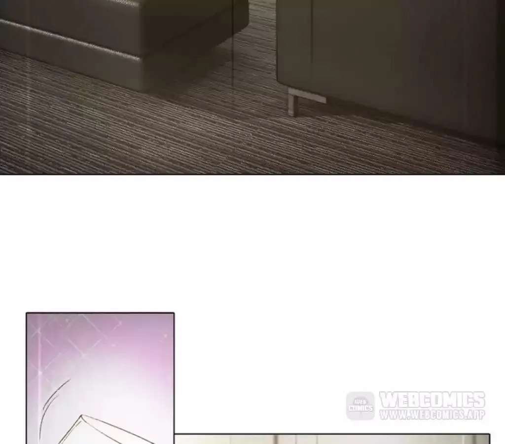 Read Holding Onto Him chapter 82 image 1 on Lezhin