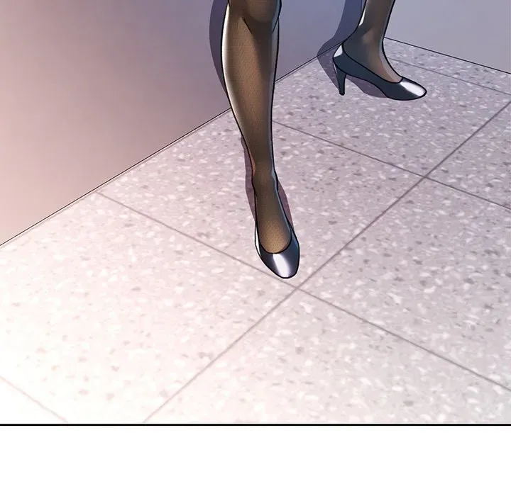 Read In Her Place chapter 44 image 32 on Lezhin