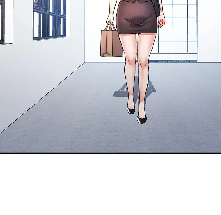Read In Her Place chapter 81 image 121 on Lezhin