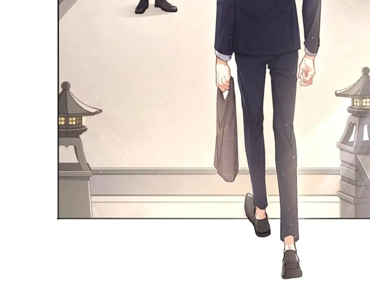 Read Intoxicated Love chapter 4 image 43 on Lezhin