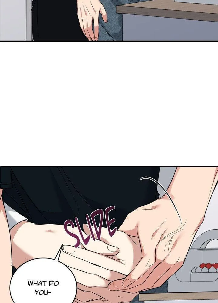 Read INVISIBLE PARTNER chapter 23 image 35 on Lezhin