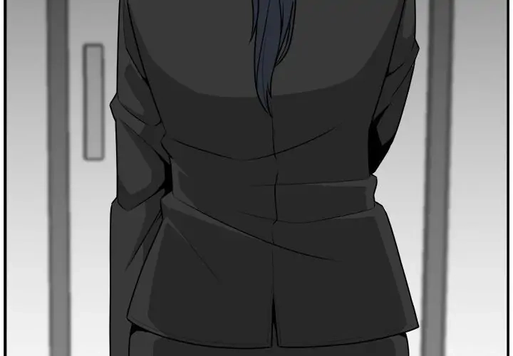 Read Let Me Hold Your Hand chapter 34 image 3 on Lezhin