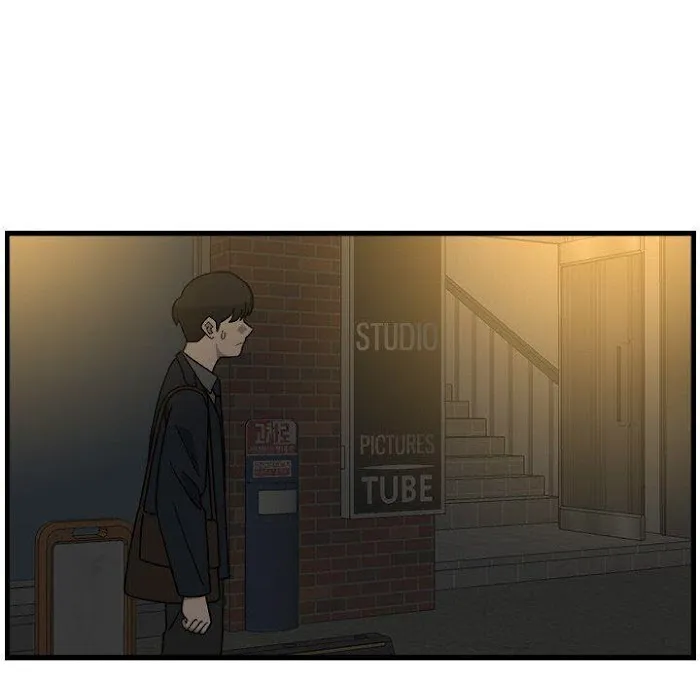 Read Let Me Hold Your Hand chapter 4 image 55 on Lezhin