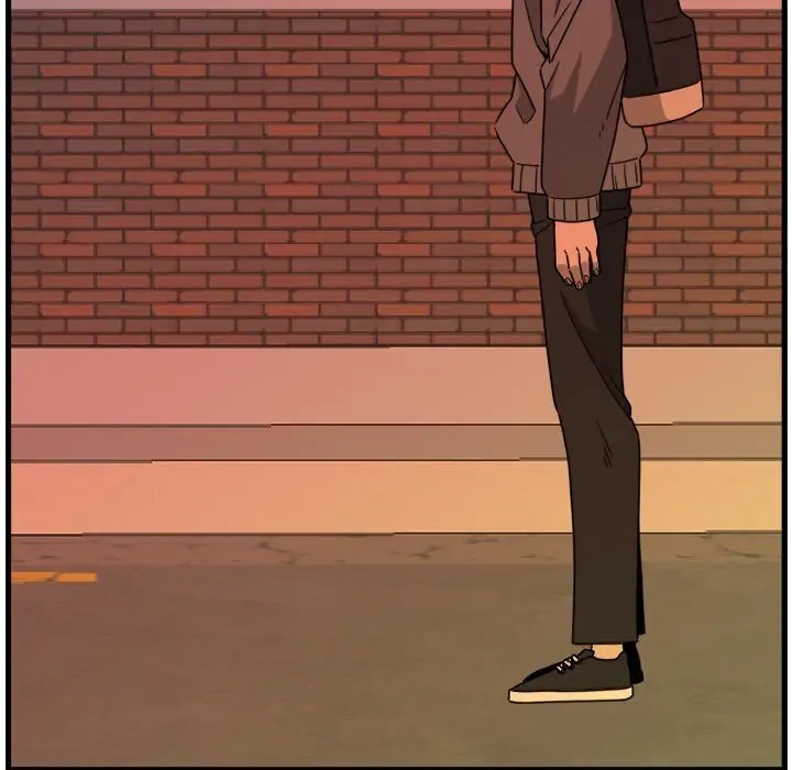 Read Let Me Hold Your Hand chapter 8 image 31 on Lezhin