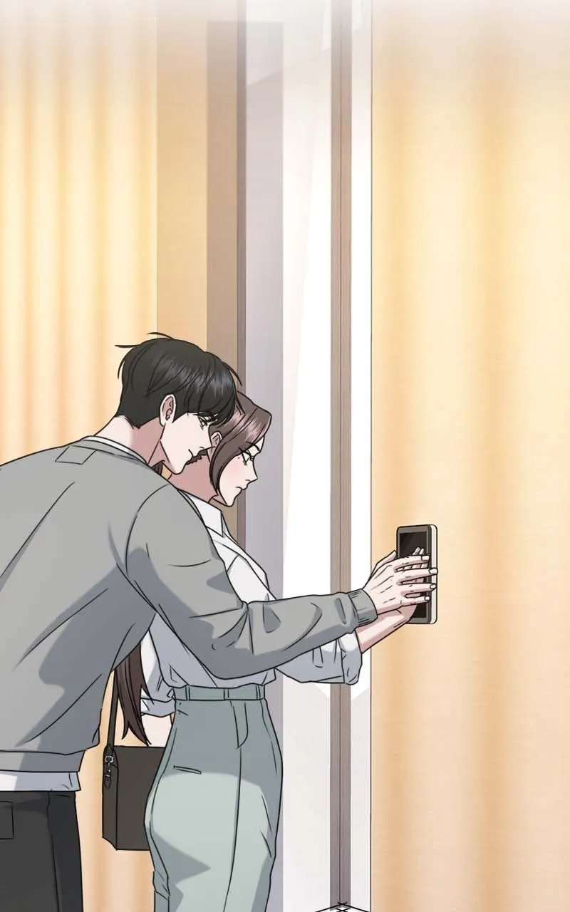 Read Locked Onto You chapter 28 image 61 on Lezhin