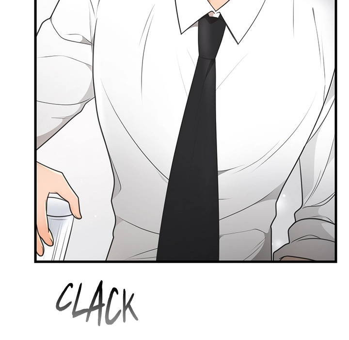 Read Marriage Chains chapter 4 image 5 on Lezhin